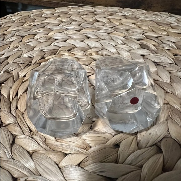 Cut And Polished Lead Crystal Salt And Pepper Shakers - Picture 7 of 7